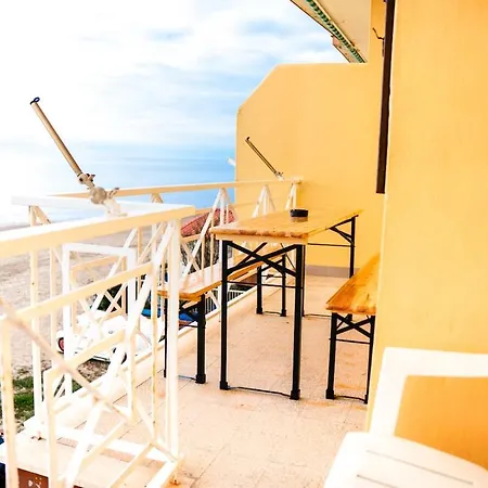 Apartamento Fronte Mare - Accesso Privato - Wifi Anzio