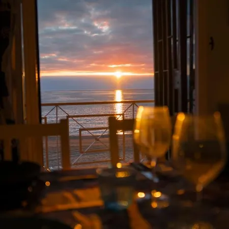 Apartamento Fronte Mare - Accesso Privato - Wifi *